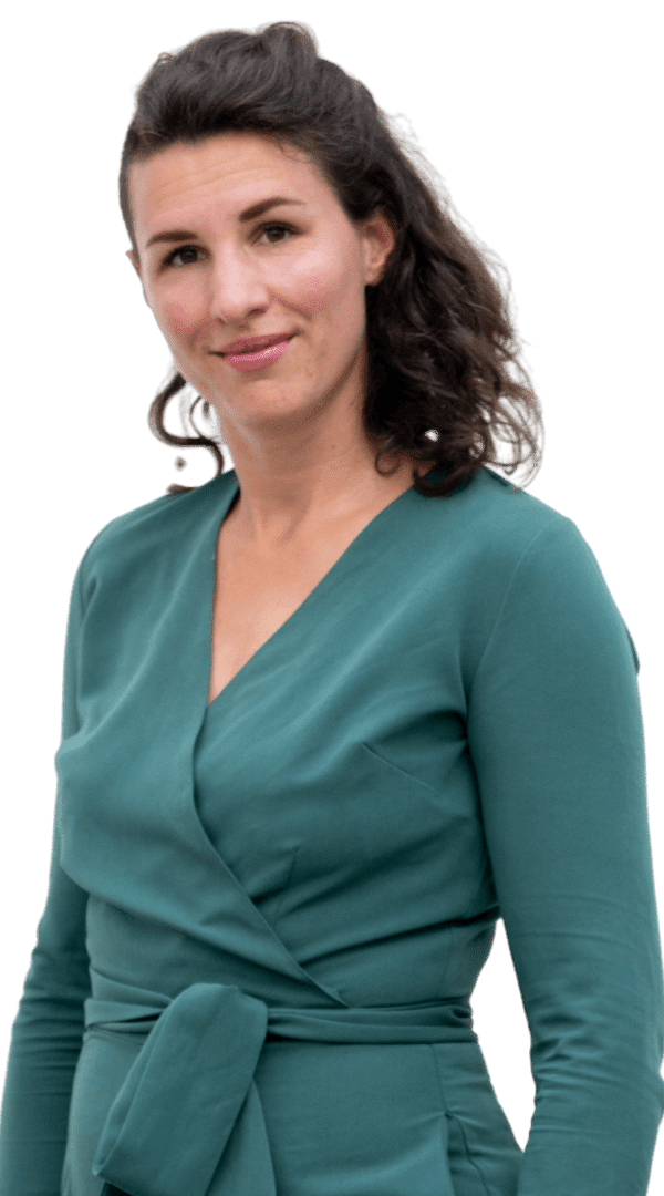 Renée Overboom - De Kracht van Verbinden Foto van Renée Overboom - lifecoach, tantra-docent en relatiecoach bij De Kracht van Verbinden.